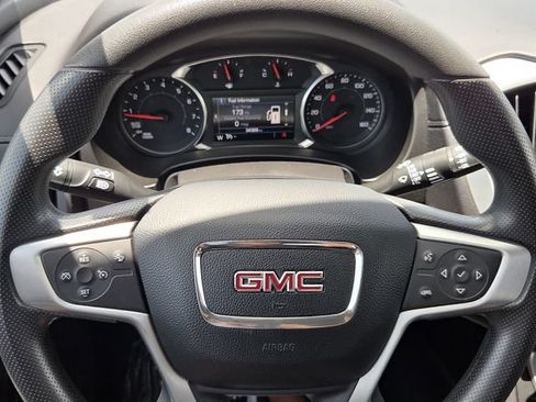 Certified 2024 GMC Terrain SLE FWD image 20