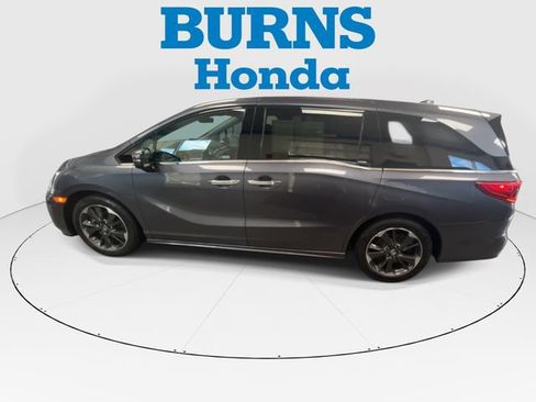 Certified 2024 Honda Odyssey Elite image 5