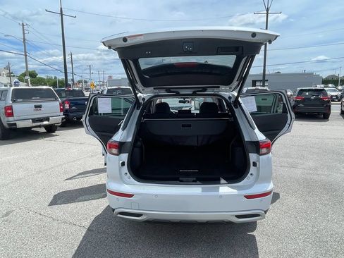 Used 2023 Mitsubishi Outlander SE AWD/4WD image 24