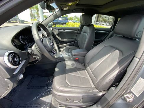Used 2017 Audi A3 e-tron Premium image 5