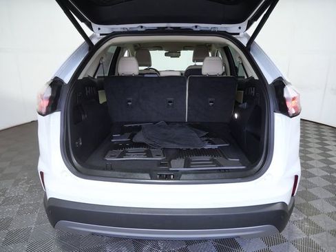 Certified 2024 Ford Edge SEL w/ Convenience Package AWD/4WD image 9