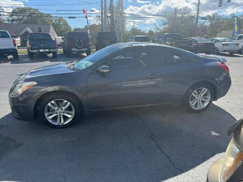 Used 2011 Nissan Altima 2.5 S w/ 2.5S Premium Pkg FWD image 7