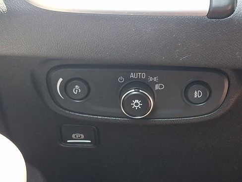 Used 2019 GMC Terrain SLT w/ Preferred Package AWD/4WD image 23