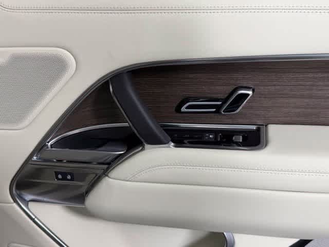 New 2026 Land Rover Range Rover SE AWD/4WD image 28