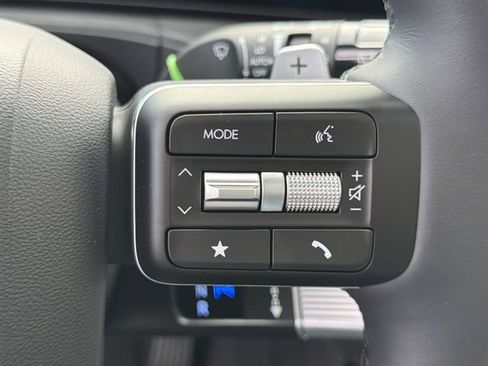 New 2026 Hyundai Santa Fe Limited FWD image 26