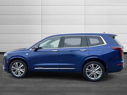 Certified 2024 Cadillac XT6 Premium Luxury AWD/4WD image 2
