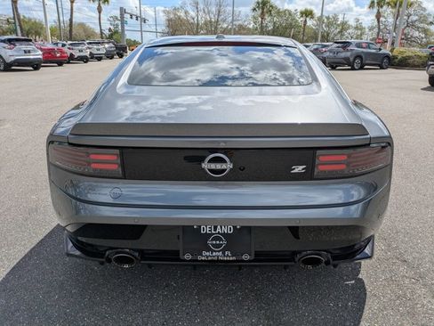Certified 2025 Nissan Z Performance w/ Floor Mat Package RWD image 5