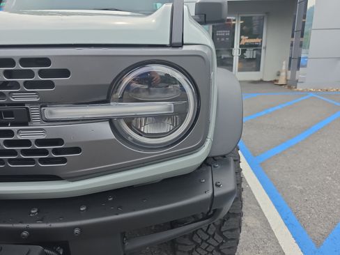 Used 2023 Ford Bronco Everglades AWD/4WD image 10