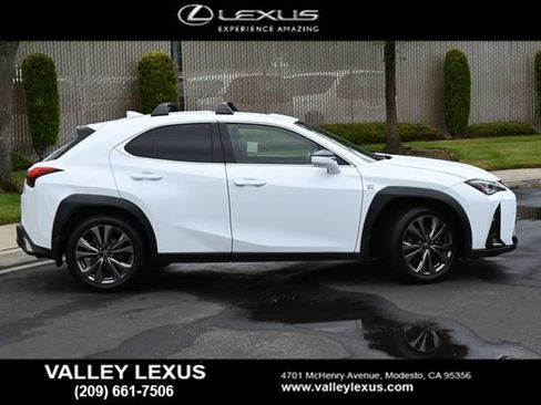 Used 2019 Lexus UX 200 F Sport w/ F Sport Premium Package FWD image 3