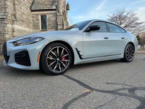 Used 2023 BMW 430i Gran Coupe xDrive w/ M Sport Package AWD/4WD image 2