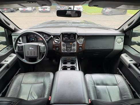Used 2014 Ford F250 Lariat w/ Chrome Package AWD/4WD image 28