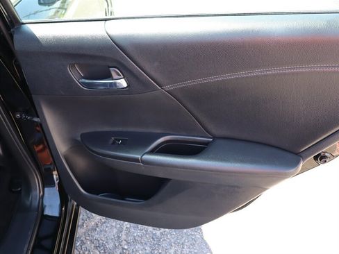 Used 2016 Honda Accord EX-L image 16