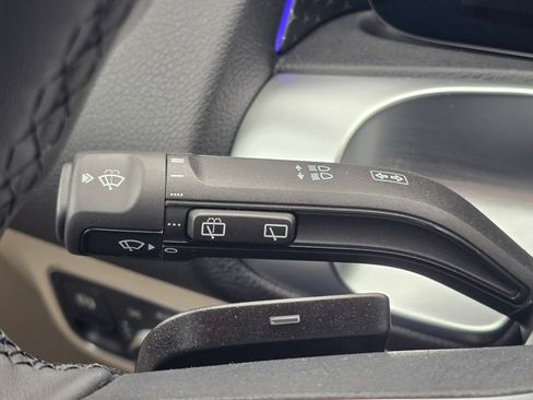 New 2026 Mercedes-Benz GLB 250 4MATIC image 41