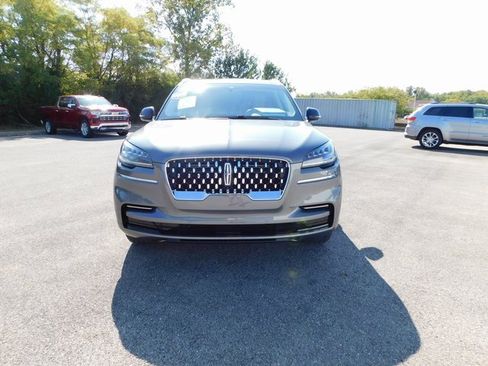 Used 2023 Lincoln Aviator Grand Touring w/ Elements Package Plus image 8