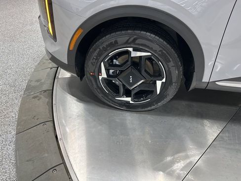 New 2026 Kia Sportage EX image 29