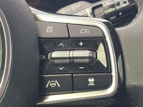 Used 2024 Kia Sorento S w/ Panoramic Sunroof Package AWD/4WD image 23