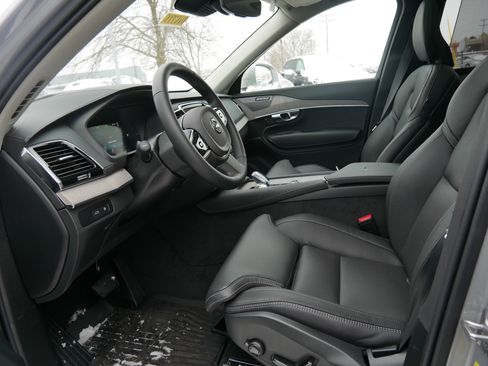 New 2025 Volvo XC90 T8 Ultra w/ Protection Package Premier image 5