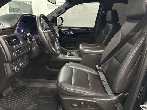 Used 2023 Chevrolet Tahoe Z71 w/ Luxury Package AWD/4WD image 20