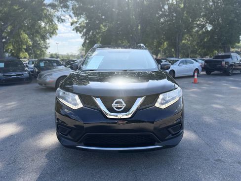 Used 2016 Nissan Rogue S w/ Appearance Package AWD/4WD image 2