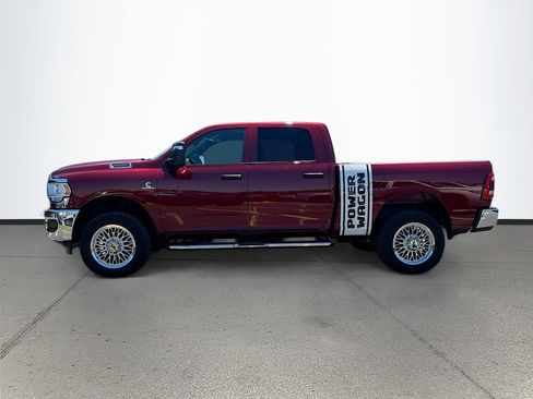 Used 2024 RAM 2500 Tradesman w/ Chrome Appearance Group AWD/4WD image 4