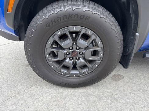 Used 2024 Nissan Frontier PRO-4X w/ Pro Premium Package image 12