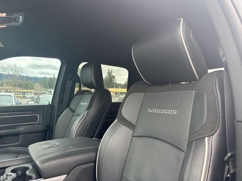 Used 2025 RAM 3500 Laramie w/ Sport Appearance Package image 10