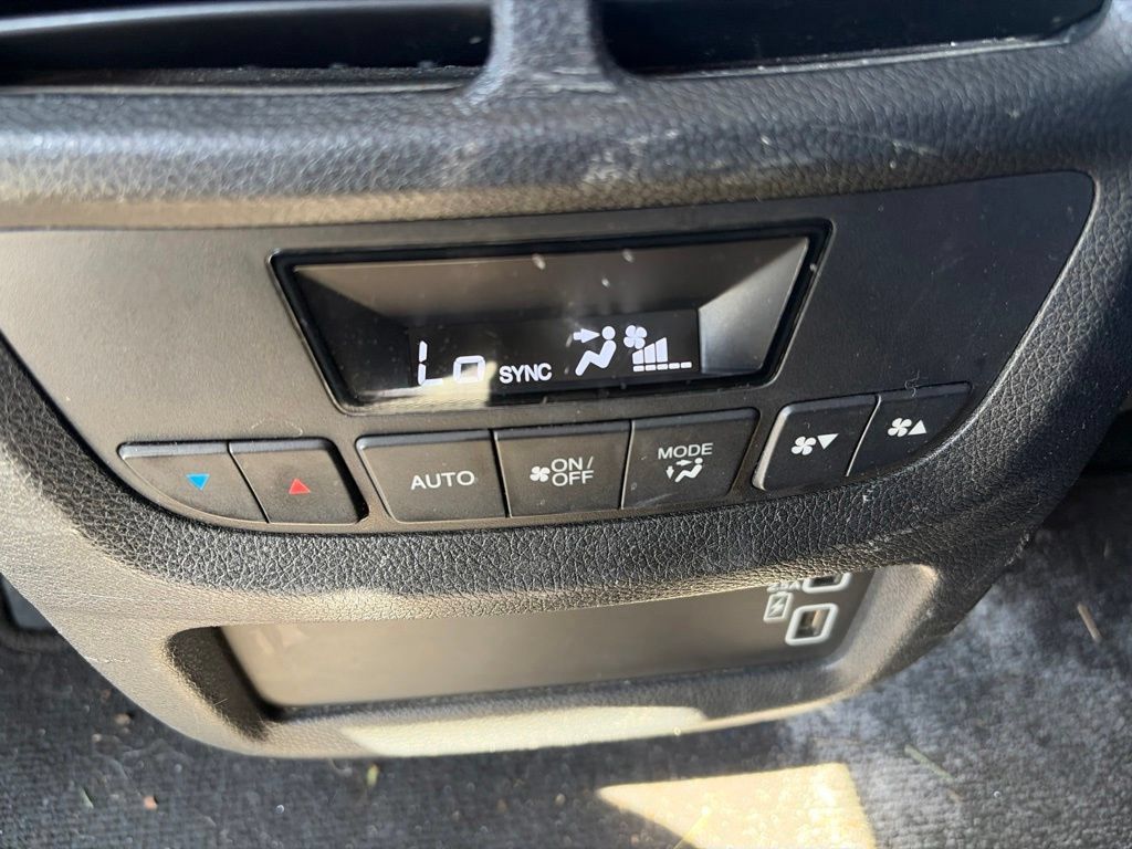 Used 2021 Honda Pilot Special Edition image 26