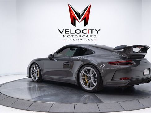 Used 2018 Porsche 911 GT3 RWD image 8