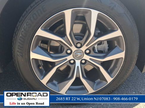 Used 2024 Acura MDX SH-AWD w/ Technology Package image 5