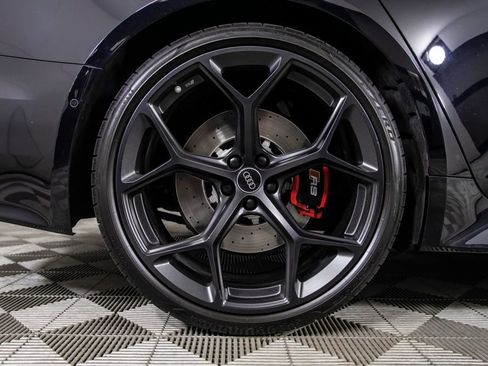 Used 2025 Audi RS 6 performance image 43