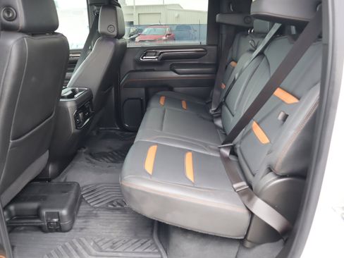 Used 2024 GMC Sierra 2500 AT4 w/ AT4 Premium Plus Package image 32