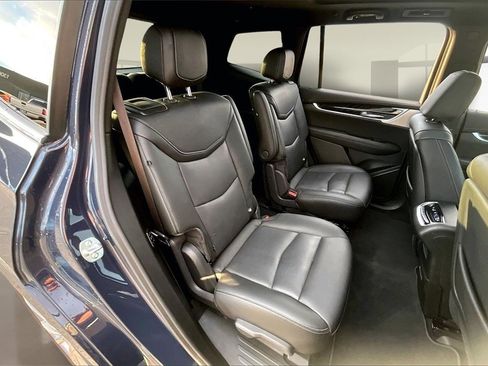 New 2025 Cadillac XT6 Premium Luxury image 27