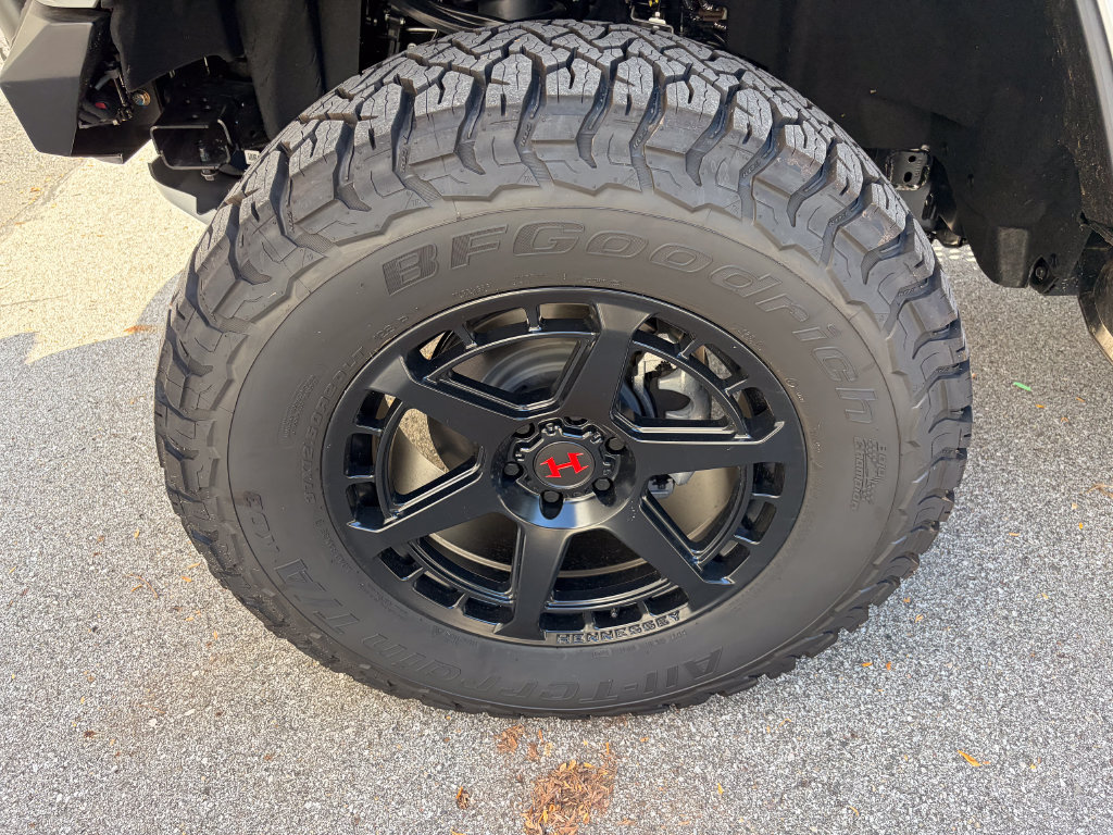 New 2026 Ford Bronco Raptor w/ Interior Carbon Fiber Pack AWD/4WD image 52