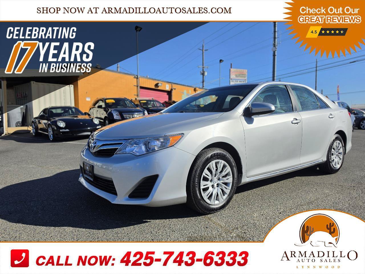 Used 2012 Toyota Camry LE FWD image 1