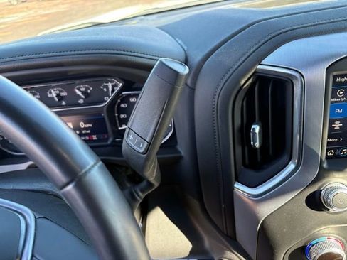 Used 2022 GMC Sierra 1500 SLT w/ SLT Premium Plus Package image 16