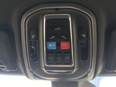 New 2026 Jeep Grand Cherokee Limited w/ Limited Altitude Package image 25