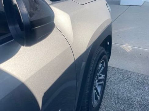 Used 2025 GMC Terrain Elevation AWD/4WD image 7