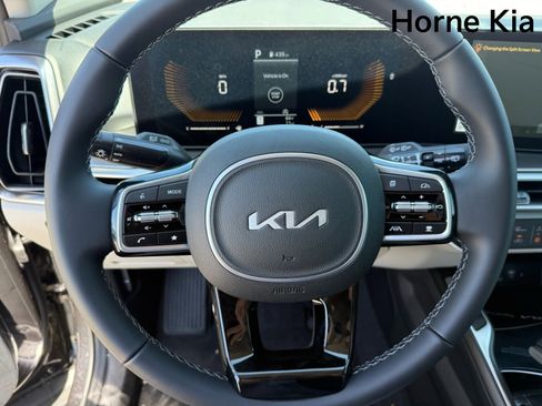 New 2025 Kia Sorento S w/ Panoramic Sunroof Package image 16