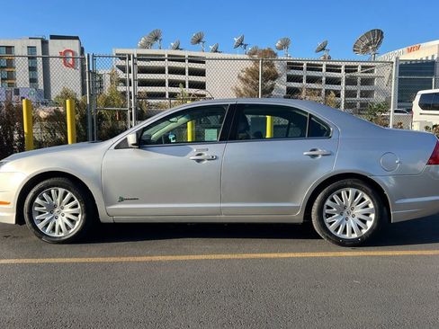 Used 2012 Ford Fusion Hybrid image 8