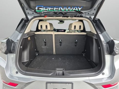 Used 2024 Buick Encore GX Avenir w/ Avenir Convenience Package AWD/4WD image 28