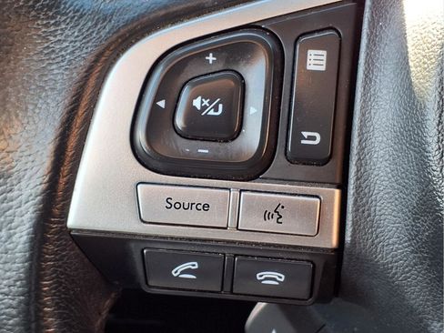 Used 2017 Subaru Legacy 2.5i Premium image 24