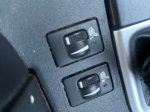 Used 2019 Toyota Highlander XLE image 17