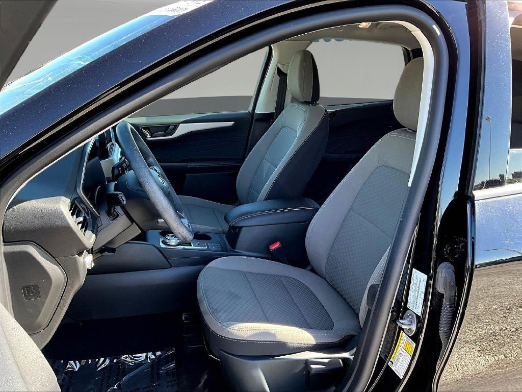 Used 2022 Ford Escape SE FWD image 22