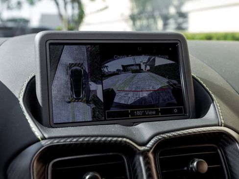 Used 2023 Aston Martin V8 Vantage Coupe image 55