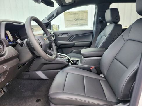New 2026 Chevrolet Colorado W/T w/ WT Custom Package AWD/4WD image 16