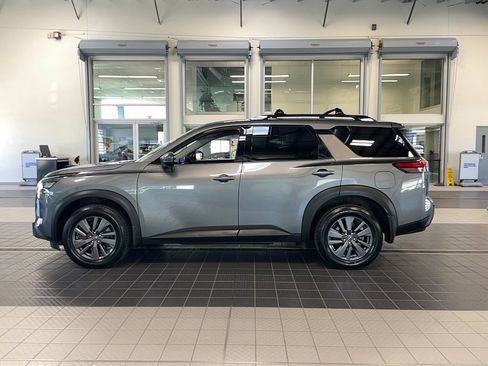 Certified 2023 Nissan Pathfinder SV AWD/4WD image 4