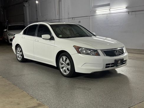 Used 2009 Honda Accord EX image 3
