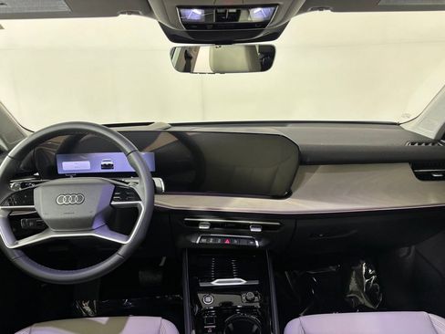 New 2026 Audi Q3 quattro 2.0T AWD/4WD image 13