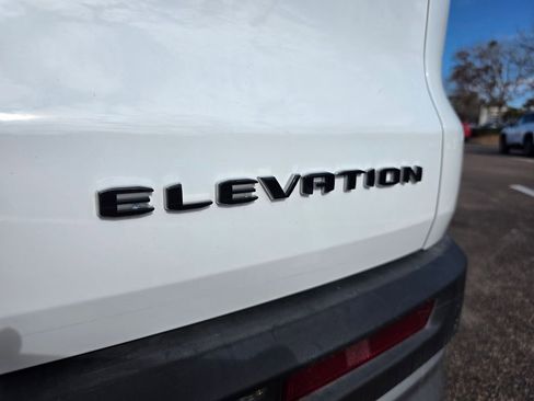 Used 2025 GMC Acadia Elevation FWD image 36