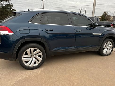 Used 2023 Volkswagen Atlas Cross Sport SE image 8